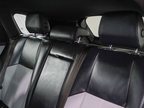 Used 2024 Land Rover Range Rover Velar Dynamic SE image 24