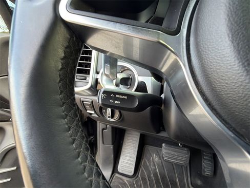 Used 2017 Porsche Cayenne Platinum Edition w/ Premium Package (PJV) image 47