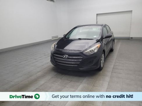 Used 2017 Hyundai Elantra GT FWD image 1