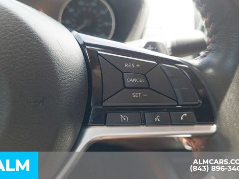 Used 2024 Nissan Altima 2.5 SR FWD image 10
