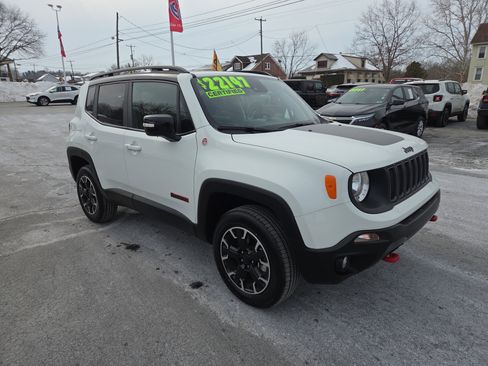Certified 2023 Jeep Renegade Trailhawk AWD/4WD image 1