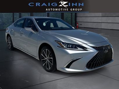 Used 2025 Lexus ES 300h w/ Premium Package