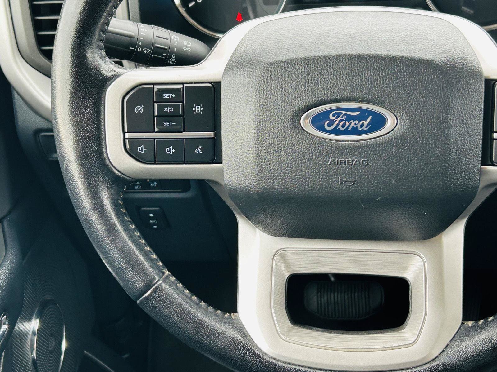 Used 2022 Ford Expedition Max XLT AWD/4WD image 18