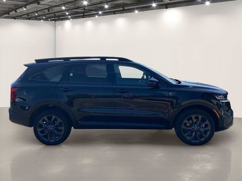 Certified 2023 Kia Sorento SX Prestige AWD/4WD image 9