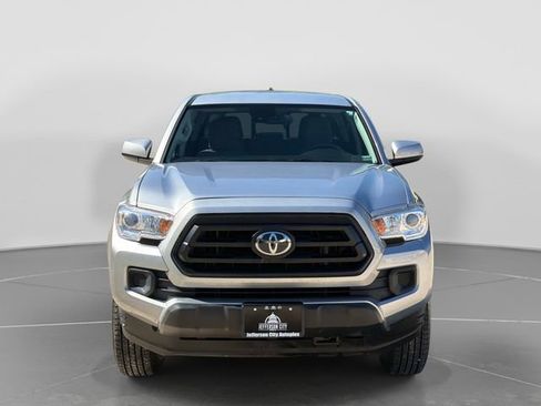Used 2020 Toyota Tacoma SR w/ SR Convenience Package RWD image 9