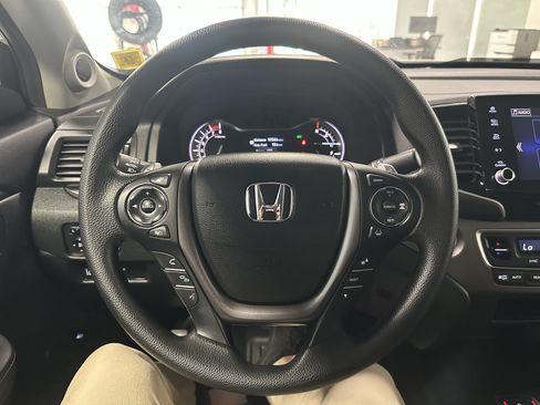 Used 2023 Honda Ridgeline Sport image 11