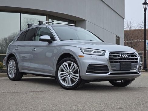Used 2019 Audi Q5 2.0T Premium Plus w/ Premium Plus Package image 2