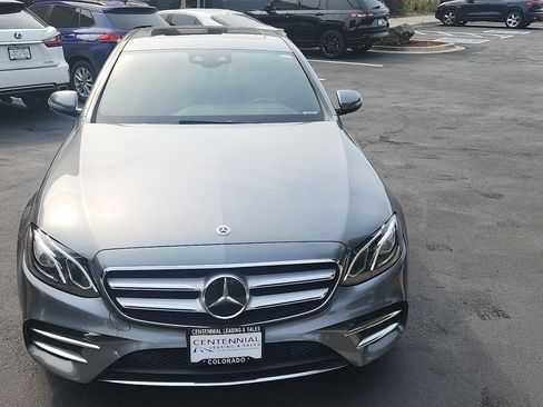 Used 2019 Mercedes-Benz E 450 4MATIC Sedan image 2