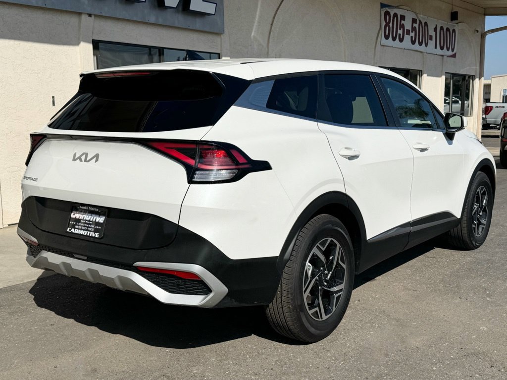 Used 2024 Kia Sportage LX FWD image 4