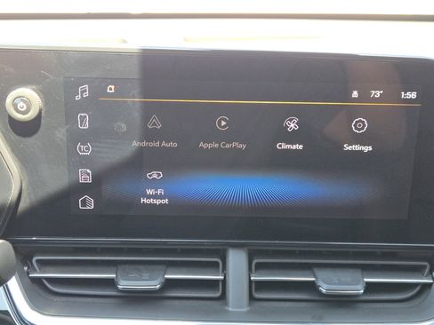 Used 2025 Chevrolet Trax RS w/ Driver Confidence Package image 19