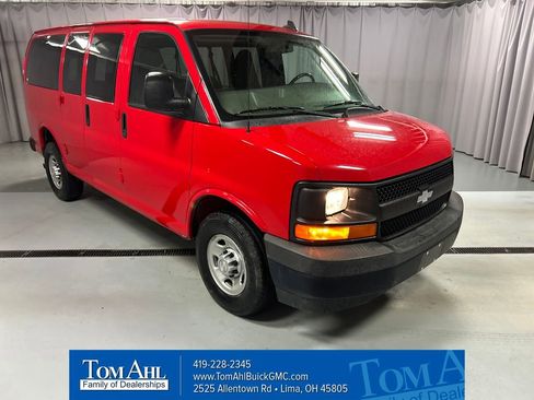 Used 2017 Chevrolet Express 2500 LS image 1