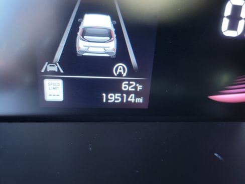 Used 2024 Kia Soul GT-Line image 31