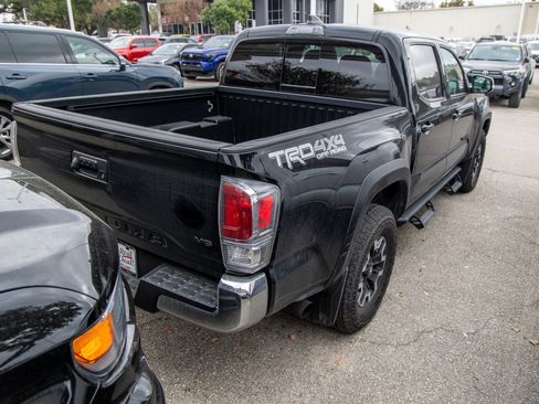 Used 2023 Toyota Tacoma TRD Off-Road image 8