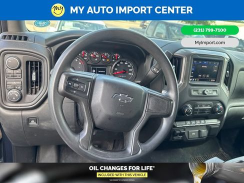 Used 2020 Chevrolet Silverado 1500 Custom Trail Boss w/ Custom Convenience Package AWD/4WD image 9