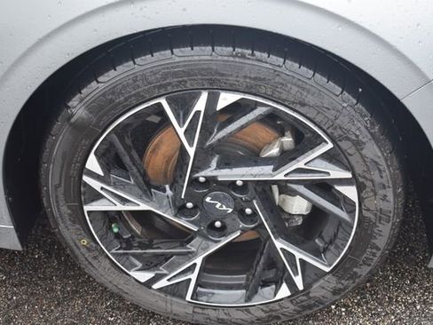 Used 2025 Kia K5 GT-Line w/ GT-Line Premium Package FWD image 12