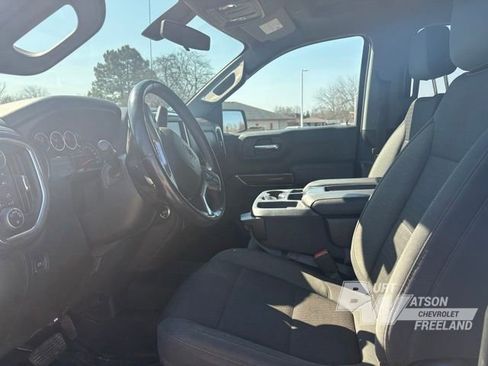 Used 2021 Chevrolet Silverado 1500 RST image 10