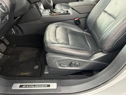 Used 2019 Ford Explorer Sport AWD/4WD image 22