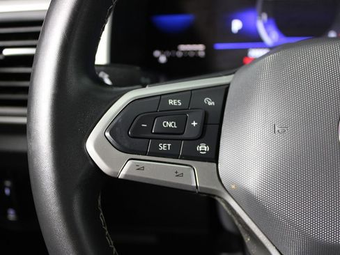 Used 2022 Volkswagen Atlas SE image 17