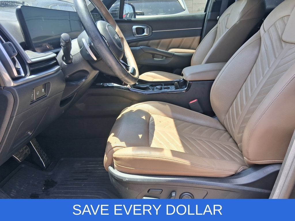 Used 2024 Kia Sorento SX Prestige w/ Olive Brown Leather Package AWD/4WD image 13