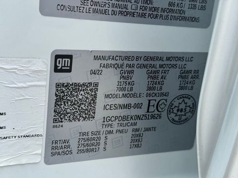 Used 2022 Chevrolet Silverado 1500 Custom w/ LPO, Dark Essentials Package AWD/4WD image 26