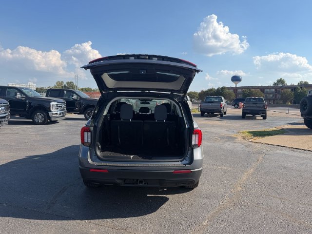 Used 2025 Ford Explorer Active RWD image 8