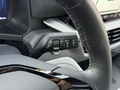 Used 2025 Ford Explorer Platinum w/ LUX Leather Package image 30