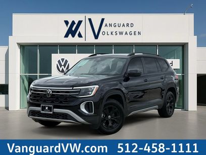New 2025 Volkswagen Atlas Peak Edition SE