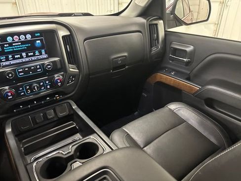 Used 2018 Chevrolet Silverado 1500 LTZ w/ Sport Package AWD/4WD image 16