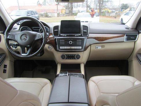 Used 2018 Mercedes-Benz GLS 550 4MATIC w/ Driver Assistance Package image 13