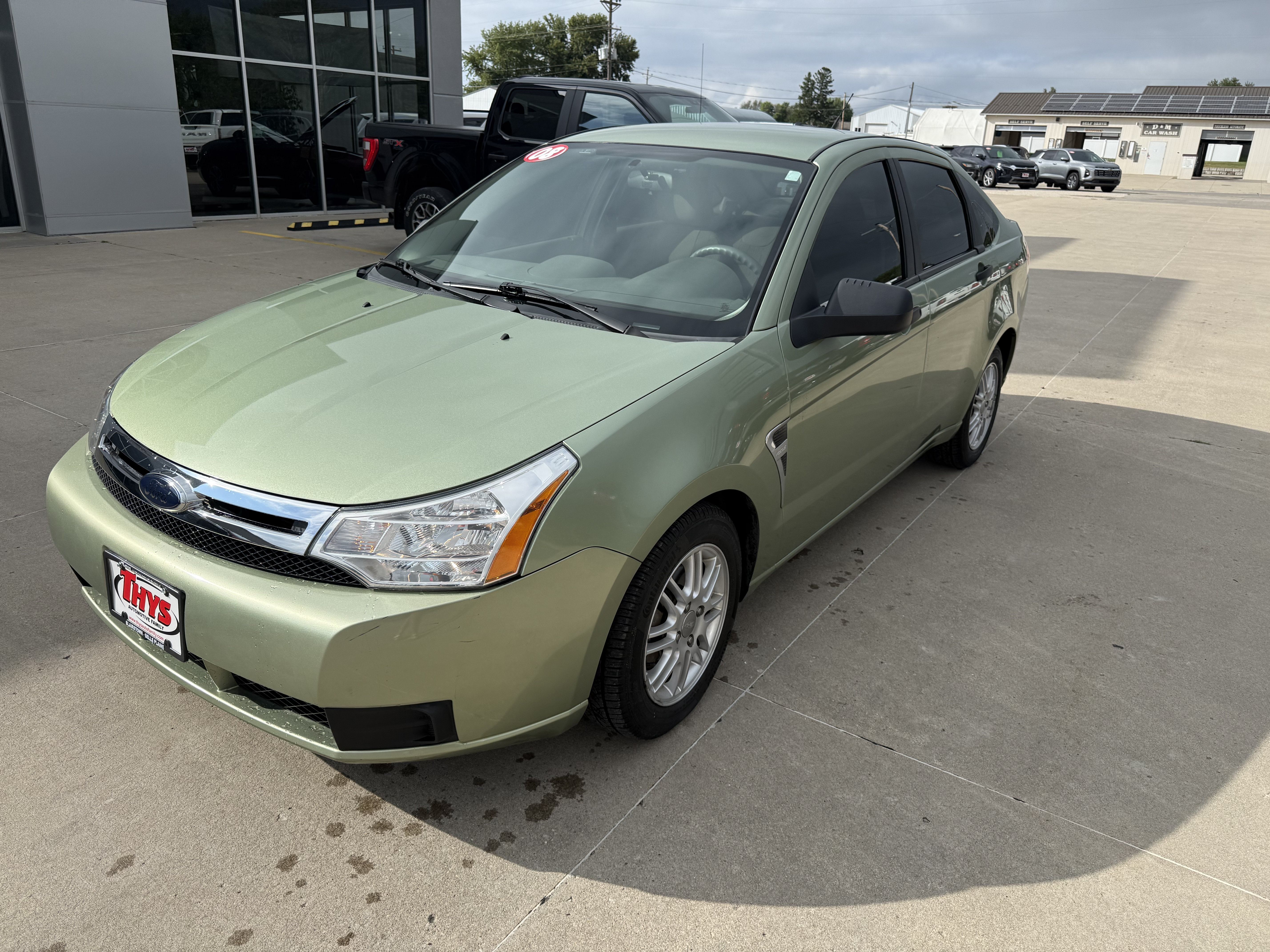 Used 2008 Ford Focus Sedan FWD image 25