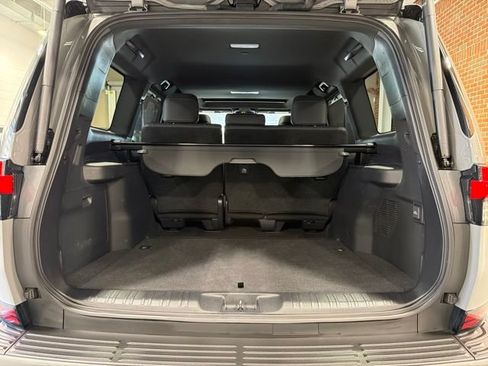 Used 2024 Lexus GX 550 AWD/4WD image 31