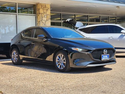 Used 2021 MAZDA MAZDA3 s FWD image 3
