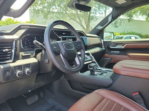 Used 2024 GMC Sierra 1500 Denali Ultimate AWD/4WD image 22