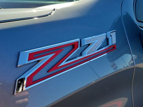 Used 2025 Chevrolet Silverado 1500 LT image 6