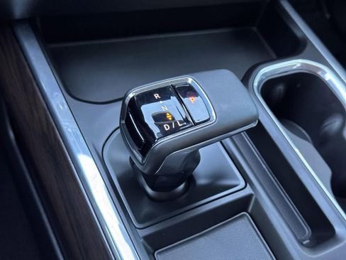 Used 2023 GMC Sierra 1500 SLT w/ SLT Premium Package image 37