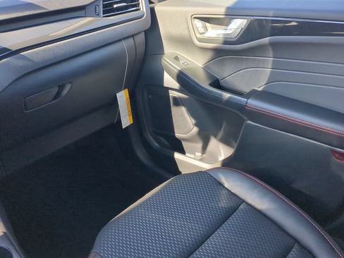New 2026 Ford Escape ST-Line FWD image 48
