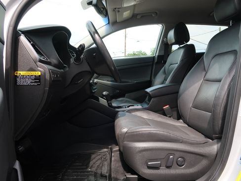 Used 2018 Hyundai Tucson SEL Plus FWD image 30