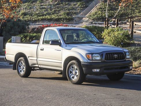 Used 2004 Toyota Tacoma 2WD Regular Cab image 9