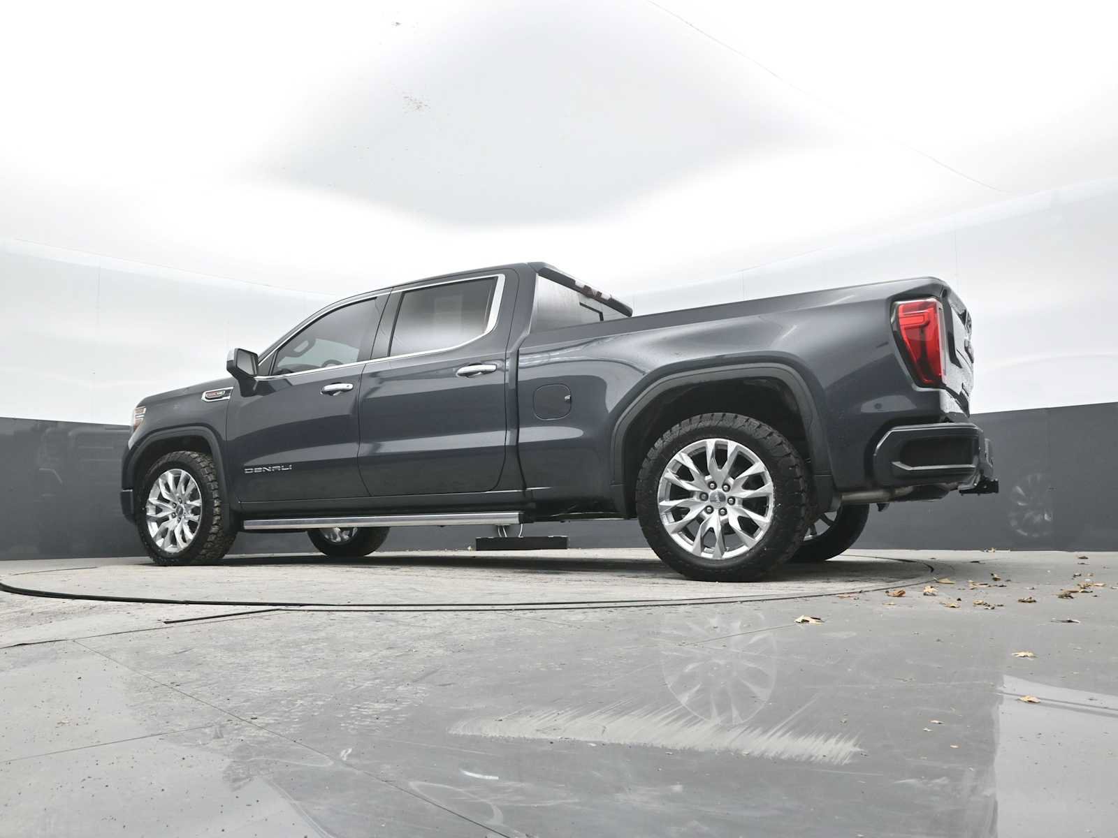 Used 2021 GMC Sierra 1500 Denali w/ Denali Ultimate Package AWD/4WD image 25