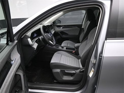 New 2026 Volkswagen Tiguan S image 9