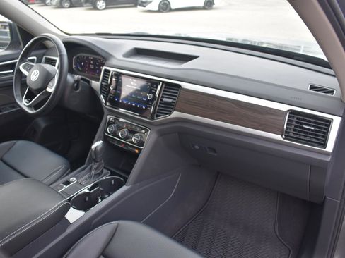 Used 2022 Volkswagen Atlas SE image 62