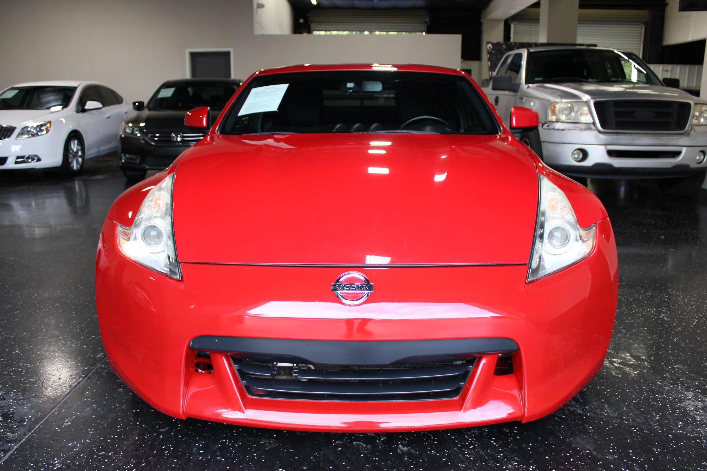 Used 2012 Nissan 370Z Coupe RWD image 9