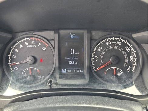 Used 2018 Toyota Tacoma SR w/ SR Convenience Package RWD image 11