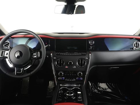 New 2026 Rolls-Royce Cullinan AWD/4WD image 11