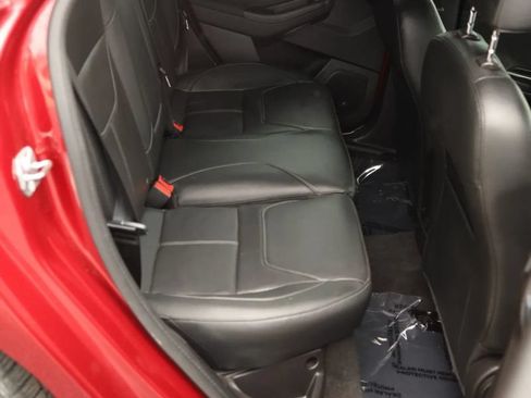 Used 2017 Ford Focus Titanium FWD image 42