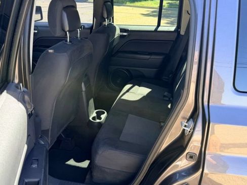 Used 2015 Jeep Patriot Sport AWD/4WD image 17