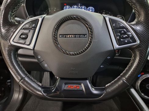 Used 2022 Chevrolet Camaro SS RWD image 10