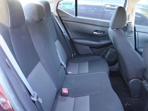 Used 2021 Nissan Sentra SV FWD image 5