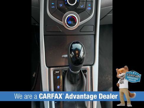 Used 2016 Hyundai Elantra SE image 20