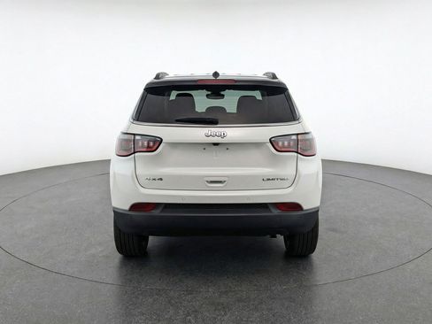 Used 2025 Jeep Compass Limited AWD/4WD image 7